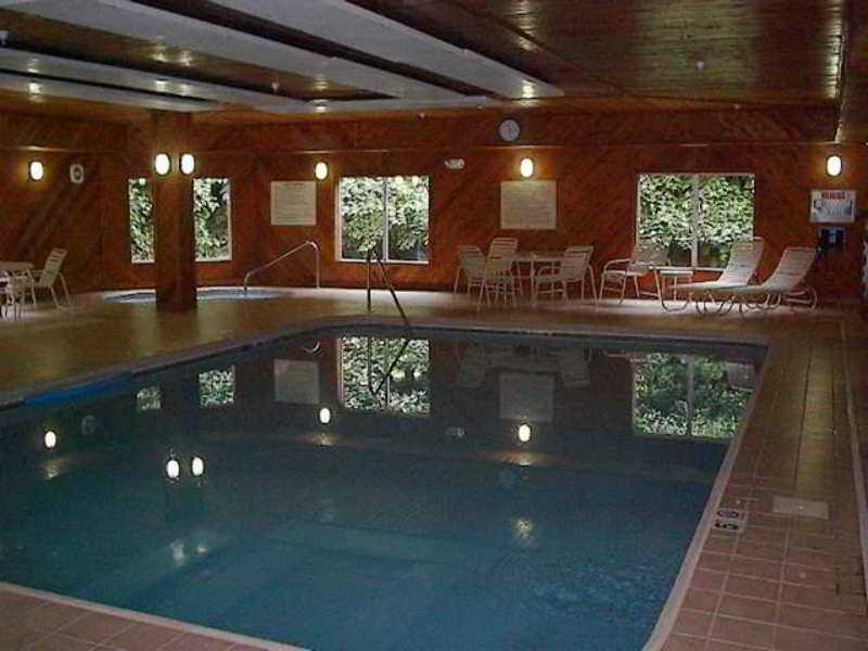 Wingate By Wyndham Steubenville Esterno foto