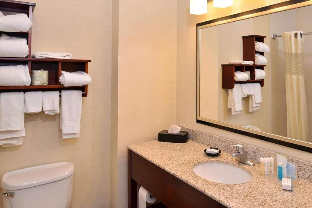 Wingate By Wyndham Steubenville Esterno foto