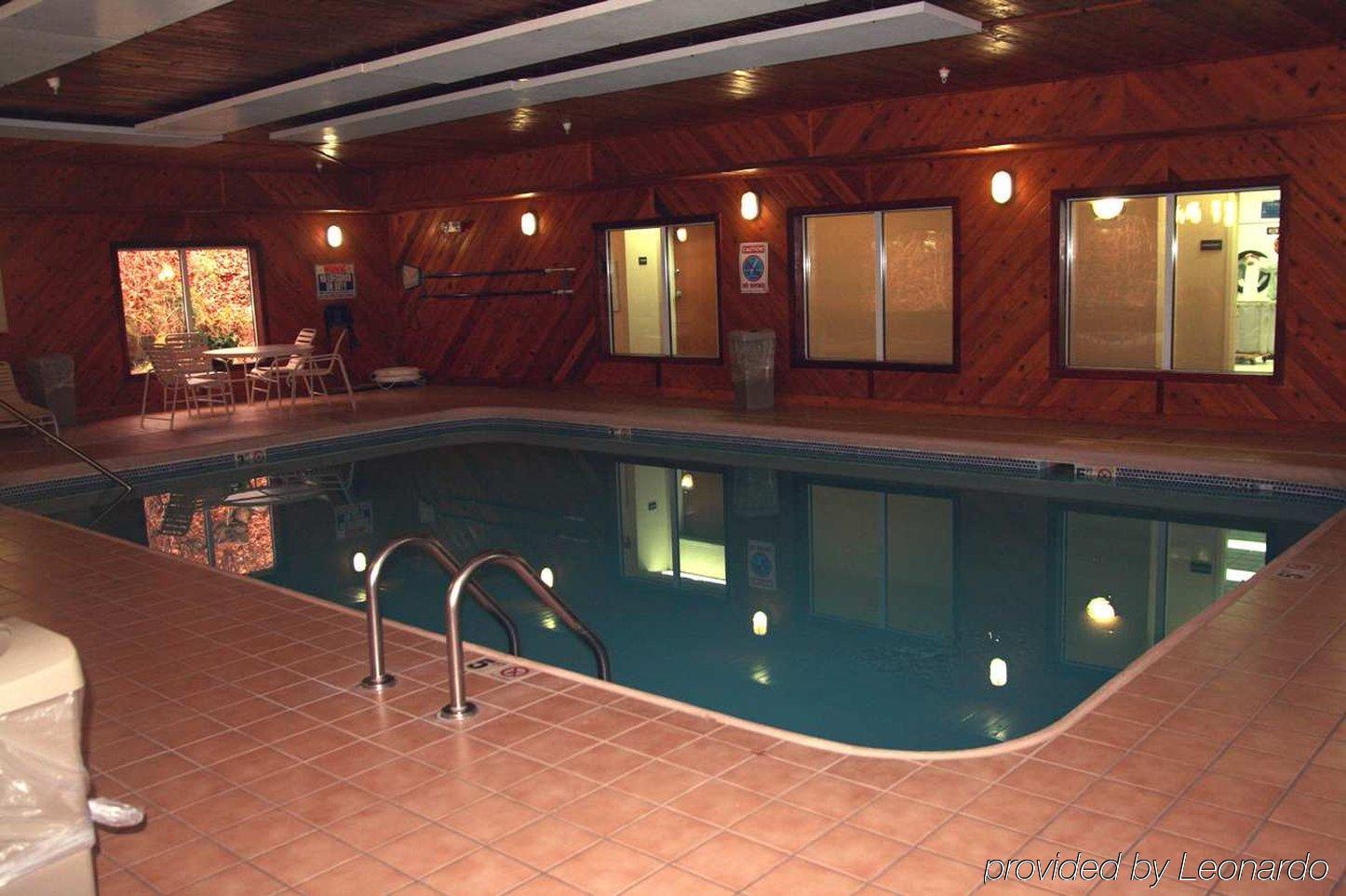 Wingate By Wyndham Steubenville Esterno foto